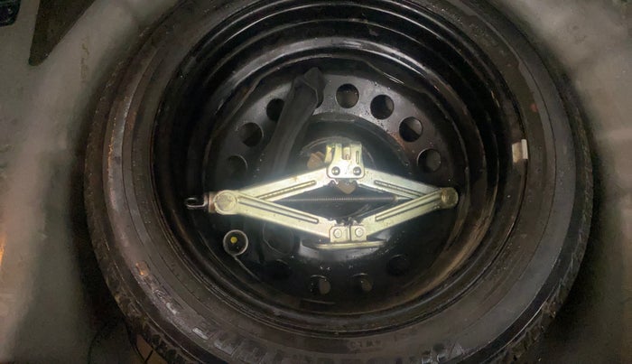 2017 Hyundai Elite i20 ASTA 1.2 (O), Petrol, Manual, 81,441 km, Spare Tyre