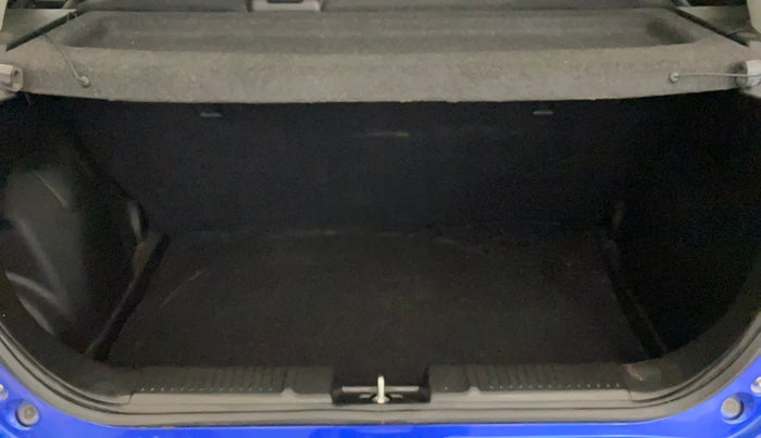 2024 Maruti Swift VXi AMT, Petrol, Automatic, 5,418 km, Boot Inside