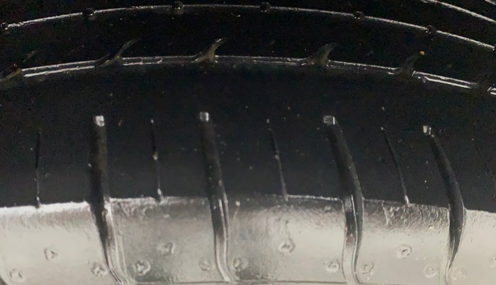 2018 Tata NEXON XM PETROL, Petrol, Manual, 91,949 km, Left Rear Tyre Tread
