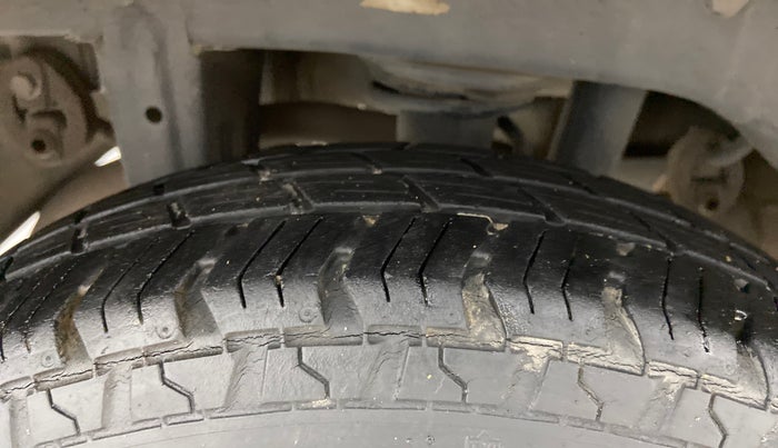 2015 Maruti Alto 800 LXI, Petrol, Manual, 72,308 km, Right Rear Tyre Tread