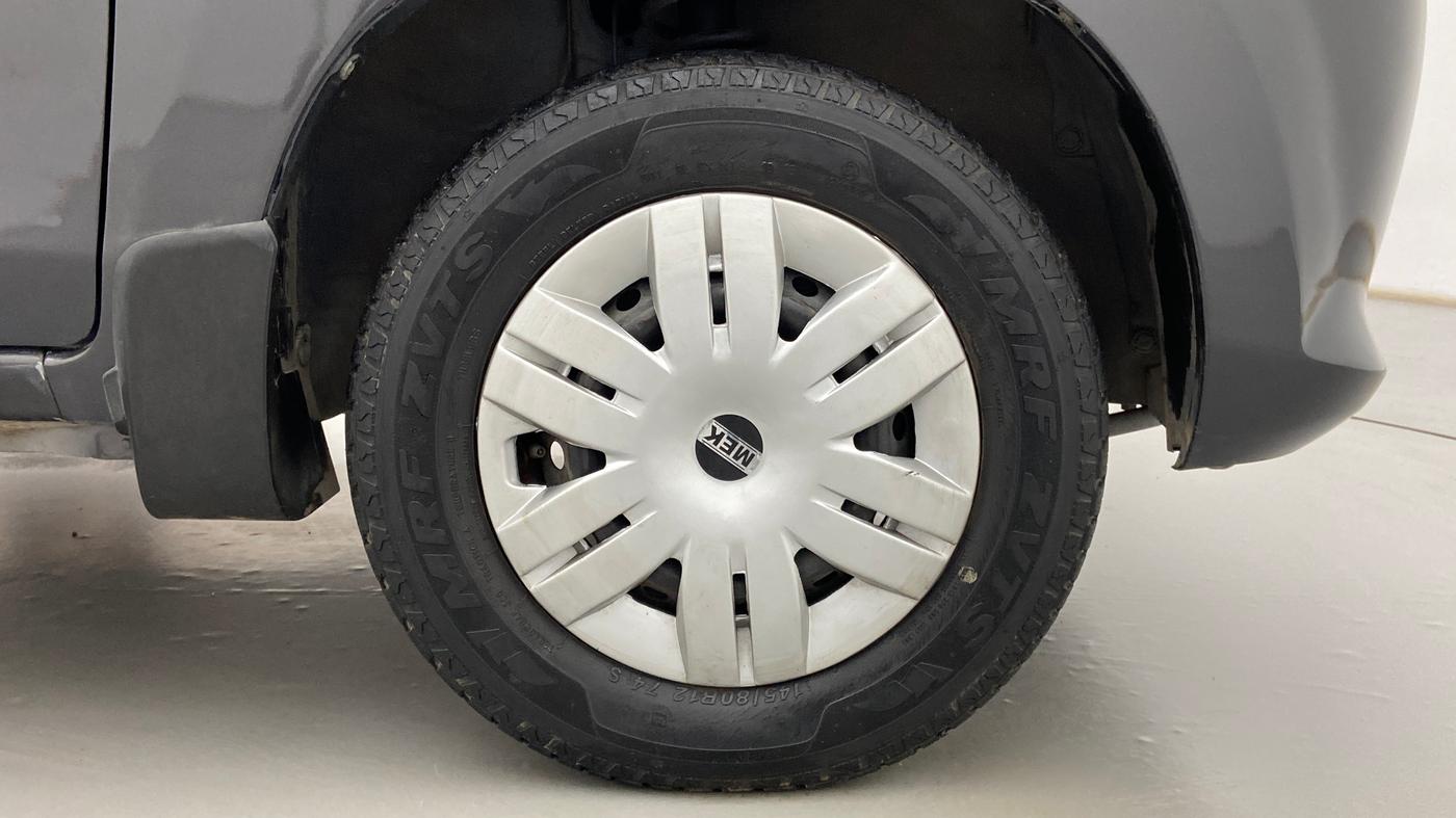2015 Maruti Alto 800 LXI, Petrol, Manual, 72,308 km, Right Front Wheel