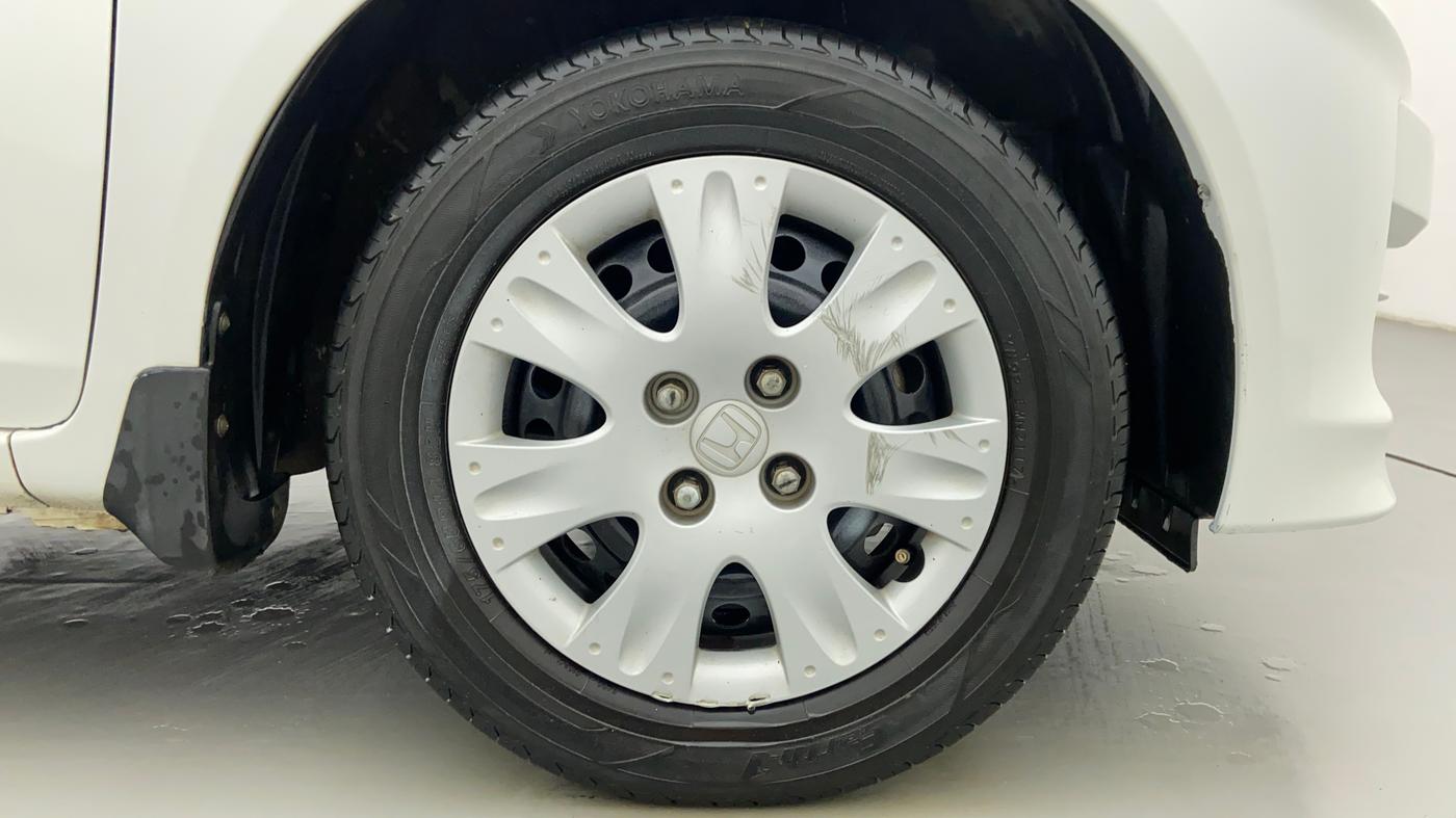 2015 Honda Amaze 1.2 SMT I VTEC, Petrol, Manual, 51,214 km, Right Front Wheel