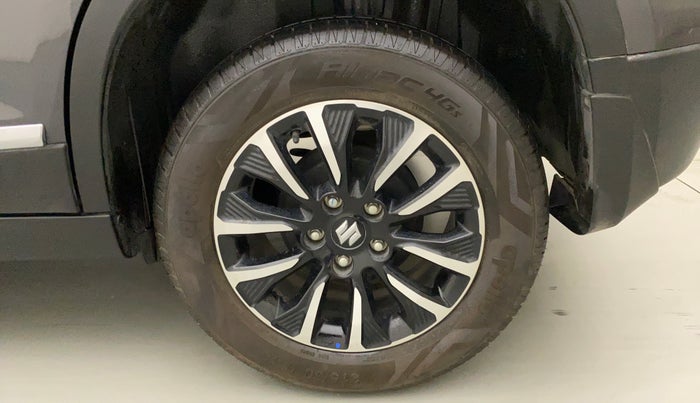 2022 Maruti Vitara Brezza ZXI PLUS AT SHVS, Petrol, Automatic, 2,370 km, Left Rear Wheel