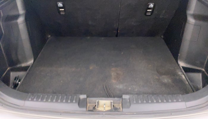 2021 Toyota URBAN CRUISER HIGH AT, Petrol, Automatic, 30,448 km, Boot Inside