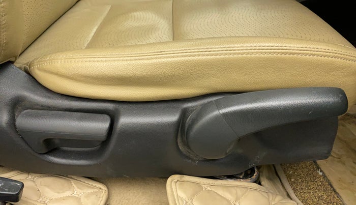 2015 Honda City 1.5L I-VTEC VX, Petrol, Manual, 54,222 km, Driver Side Adjustment Panel