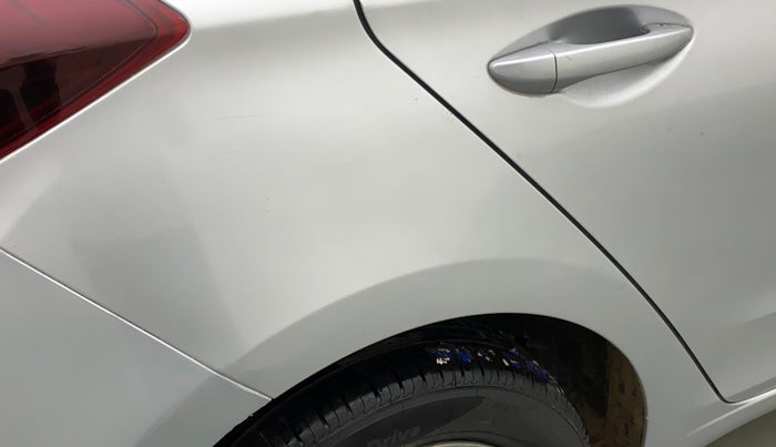 2020 Hyundai Elite i20 SPORTZ PLUS 1.2, CNG, Manual, 75,324 km, Right quarter panel - Slightly dented