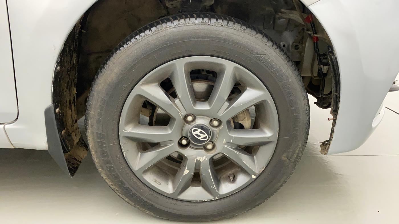 2020 Hyundai Elite i20 SPORTZ PLUS 1.2, CNG, Manual, 75,324 km, Right Front Wheel