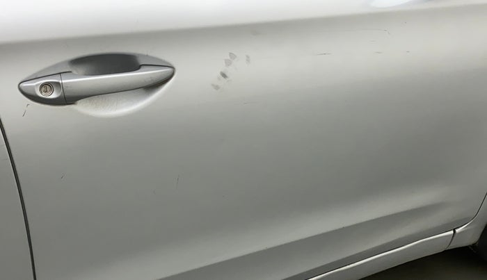 2020 Hyundai Elite i20 SPORTZ PLUS 1.2, CNG, Manual, 75,324 km, Driver-side door - Minor scratches