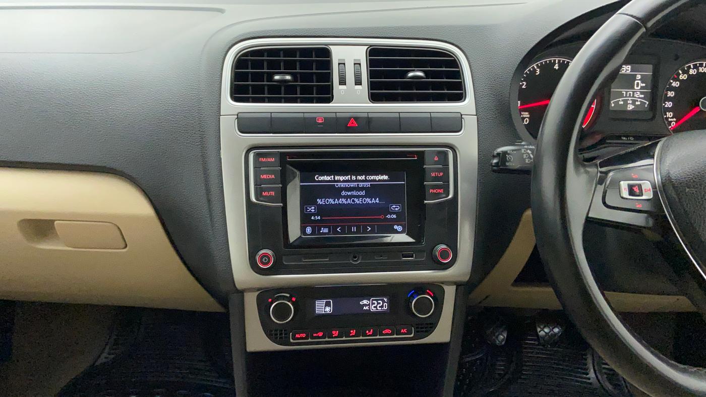 2016 Volkswagen Polo HIGHLINE1.2L PETROL, Petrol, Manual, 71,712 km, Air Conditioner