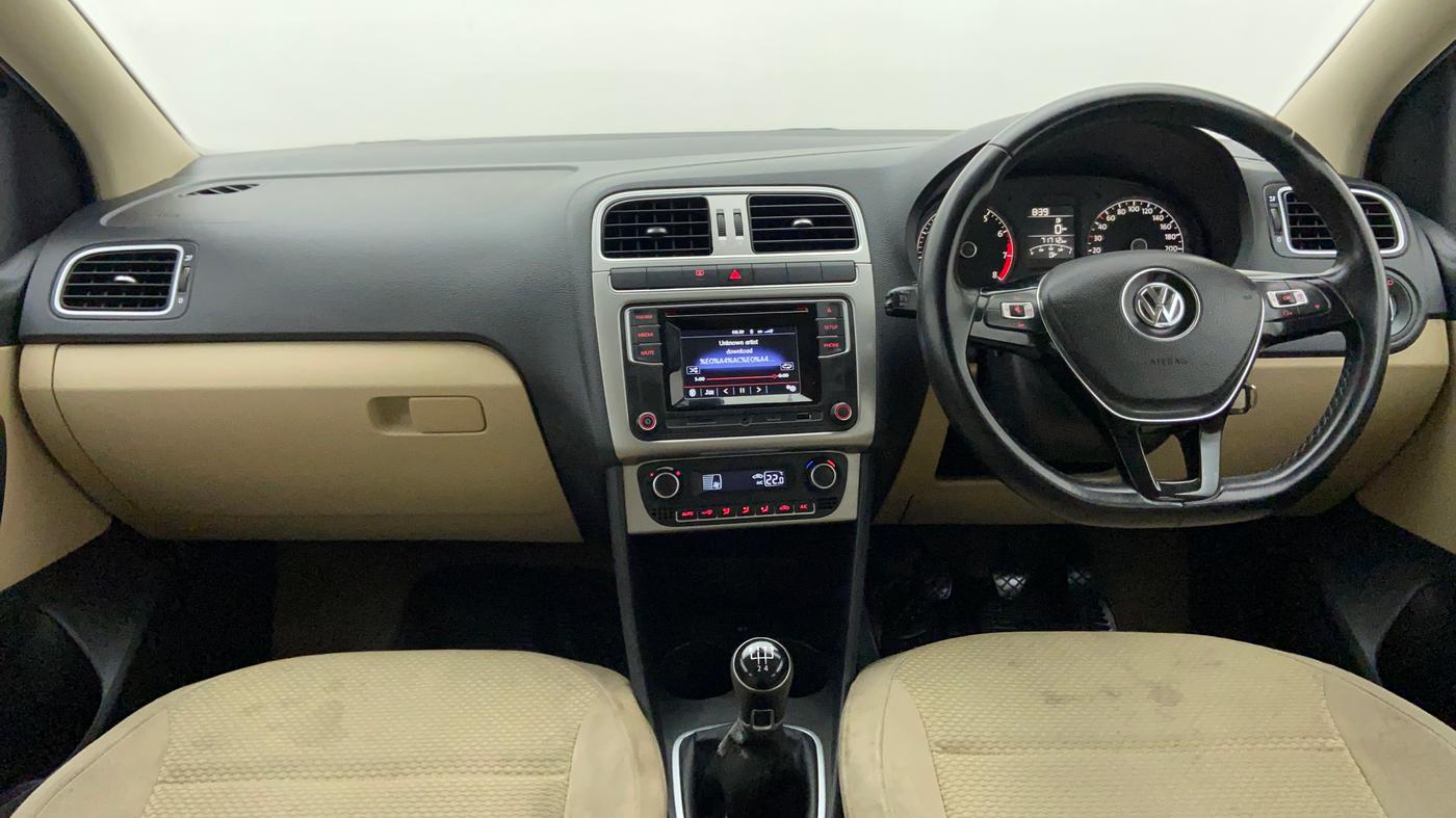 2016 Volkswagen Polo HIGHLINE1.2L PETROL, Petrol, Manual, 71,712 km, Dashboard