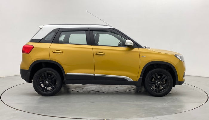 2018 Maruti Vitara Brezza ZDI+ DUAL TONE AMT, Diesel, Automatic, 45,384 km, Right Side