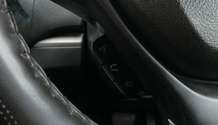 2018 Maruti Vitara Brezza ZDI+ DUAL TONE AMT, Diesel, Automatic, 45,384 km, Apple CarPlay and Android Auto