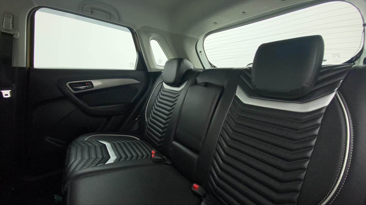 2018 Maruti Vitara Brezza ZDI+ DUAL TONE AMT, Diesel, Automatic, 45,384 km, Right Side Rear Door Cabin