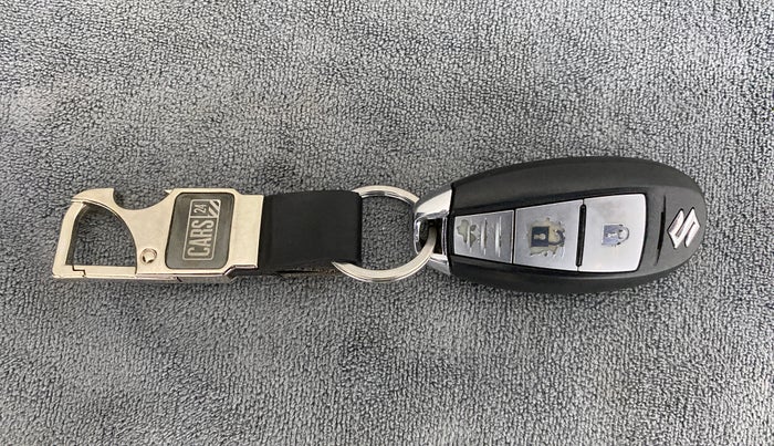 2018 Maruti Vitara Brezza ZDI+ DUAL TONE AMT, Diesel, Automatic, 45,384 km, Key Close Up