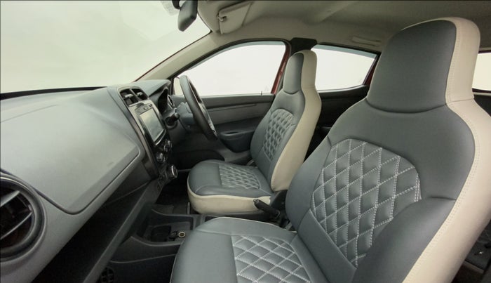 2016 Renault Kwid RXT 1.0 AMT (O), Petrol, Automatic, 44,929 km, Right Side Front Door Cabin