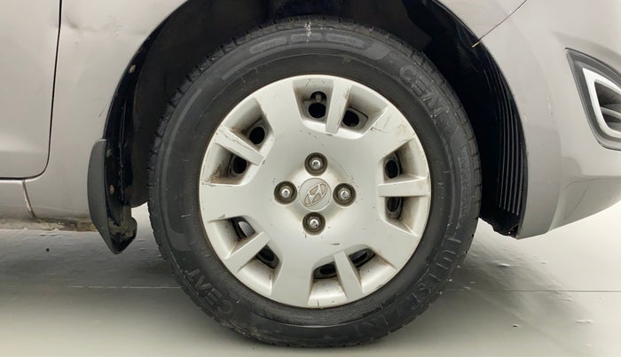 2012 Hyundai i20 MAGNA (O) 1.2, Petrol, Manual, 68,907 km, Right Front Wheel