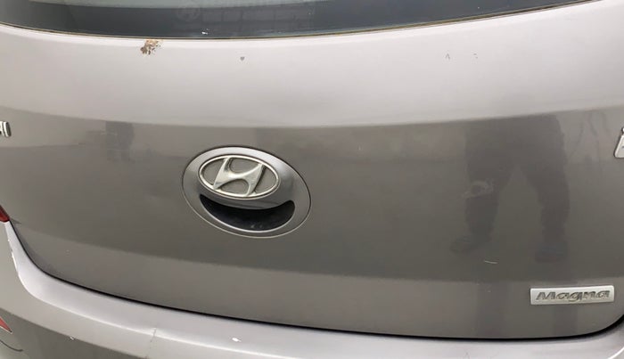 2012 Hyundai i20 MAGNA (O) 1.2, Petrol, Manual, 68,907 km, Dicky (Boot door) - Minor scratches