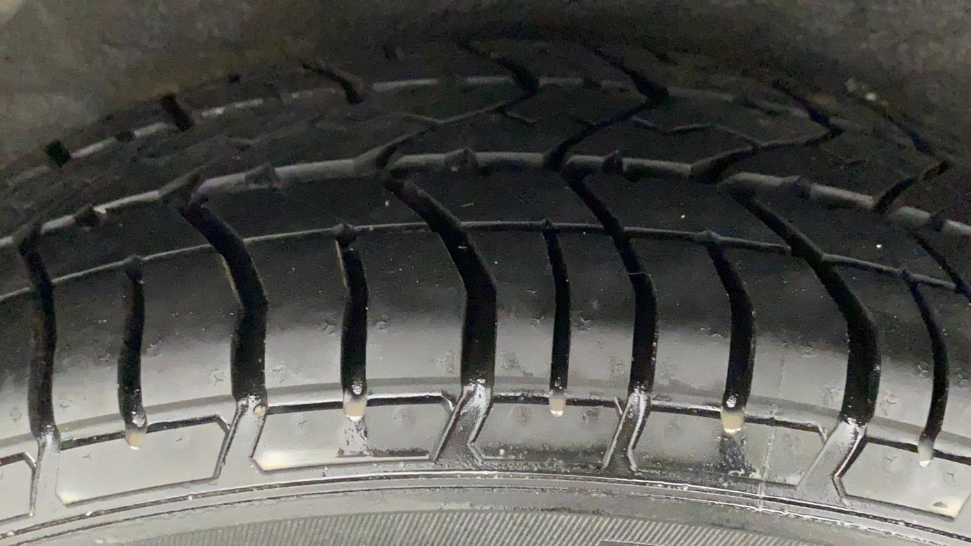2012 Hyundai i20 MAGNA (O) 1.2, Petrol, Manual, 68,907 km, Right Rear Tyre Tread