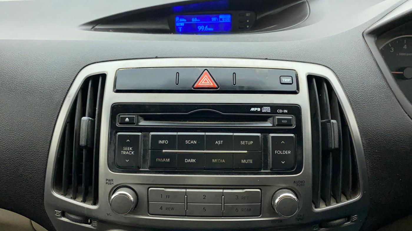 2012 Hyundai i20 MAGNA (O) 1.2, Petrol, Manual, 68,907 km, Infotainment System