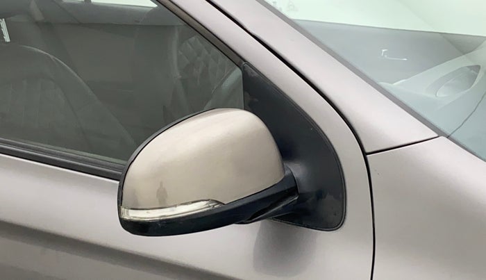 2012 Hyundai i20 MAGNA (O) 1.2, Petrol, Manual, 68,907 km, Right rear-view mirror - Slight misalignment