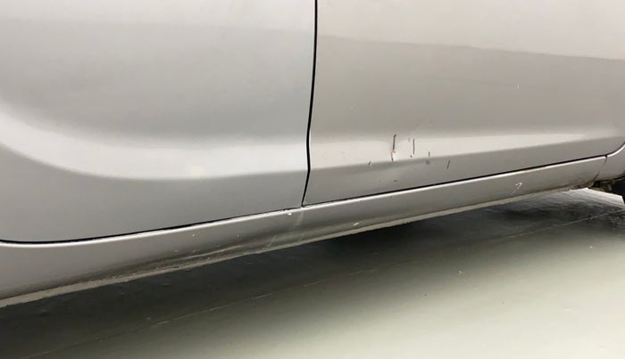 2012 Hyundai i20 MAGNA (O) 1.2, Petrol, Manual, 68,907 km, Right running board - Slightly dented