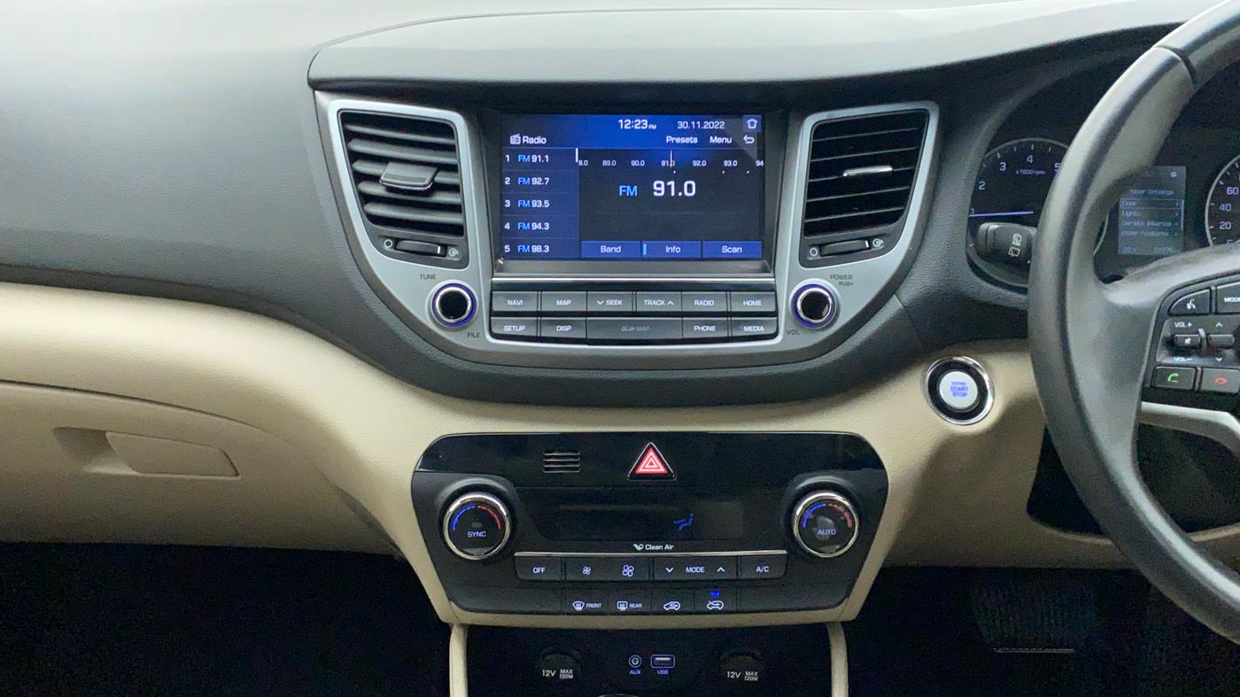2016 Hyundai Tucson 2WD AT GL PETROL , Petrol, Automatic, 34,725 km, Air Conditioner