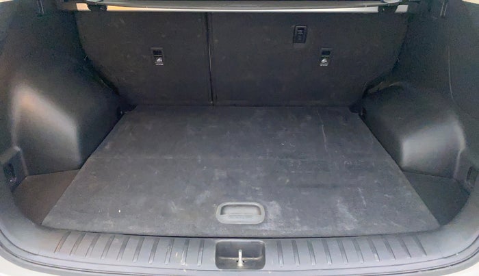 2016 Hyundai Tucson 2WD AT GL PETROL , Petrol, Automatic, 34,725 km, Boot Inside