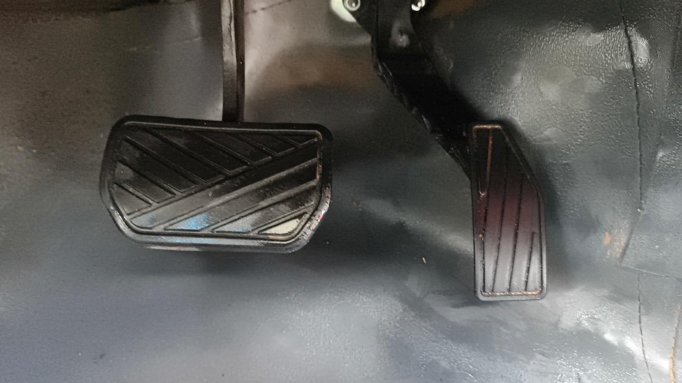 2019 Maruti Alto K10 VXI AMT, Petrol, Automatic, 29,611 km, Pedals