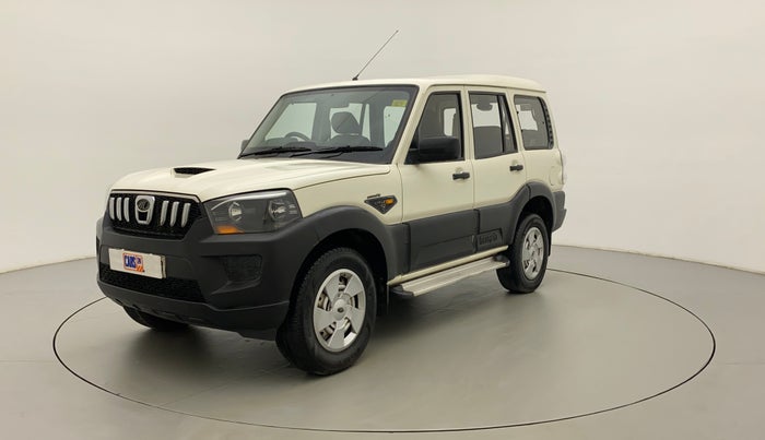 2015 Mahindra Scorpio S4 PLUS, Diesel, Manual, 62,617 km, Left Front Diagonal
