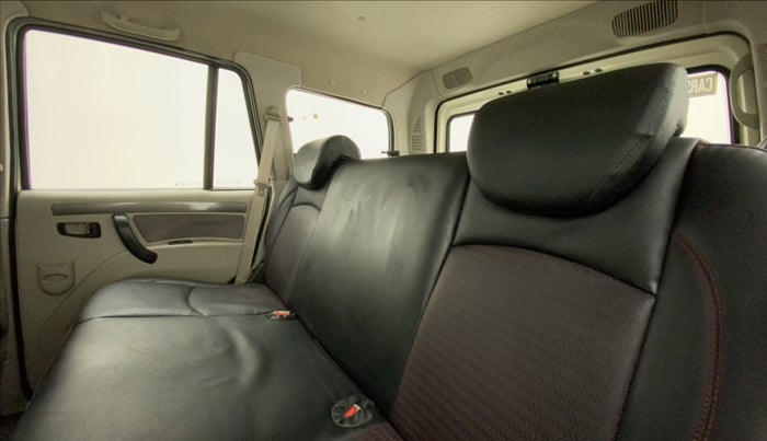 2015 Mahindra Scorpio S4 PLUS, Diesel, Manual, 62,617 km, Right Side Rear Door Cabin