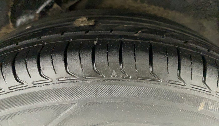 2012 Hyundai i10 MAGNA 1.2, Petrol, Manual, 84,929 km, Left Rear Tyre Tread