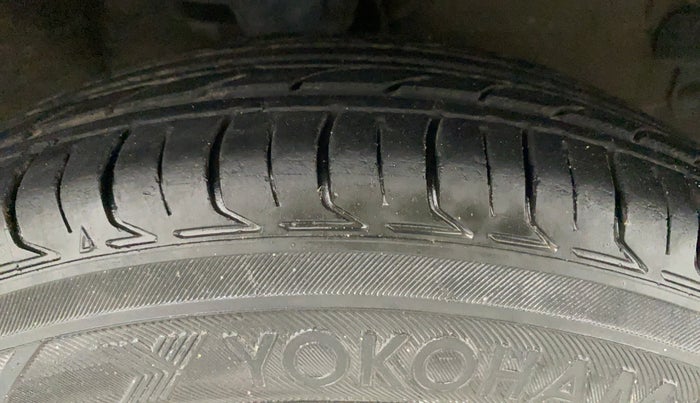 2012 Hyundai i10 MAGNA 1.2, Petrol, Manual, 84,929 km, Right Front Tyre Tread