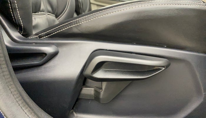2022 Tata Tiago XZA PLUS PETROL, Petrol, Automatic, 58,822 km, Driver Side Adjustment Panel