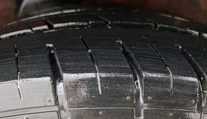 2010 Hyundai i20 MAGNA 1.2, Petrol, Manual, 71,207 km, Left Rear Tyre Tread