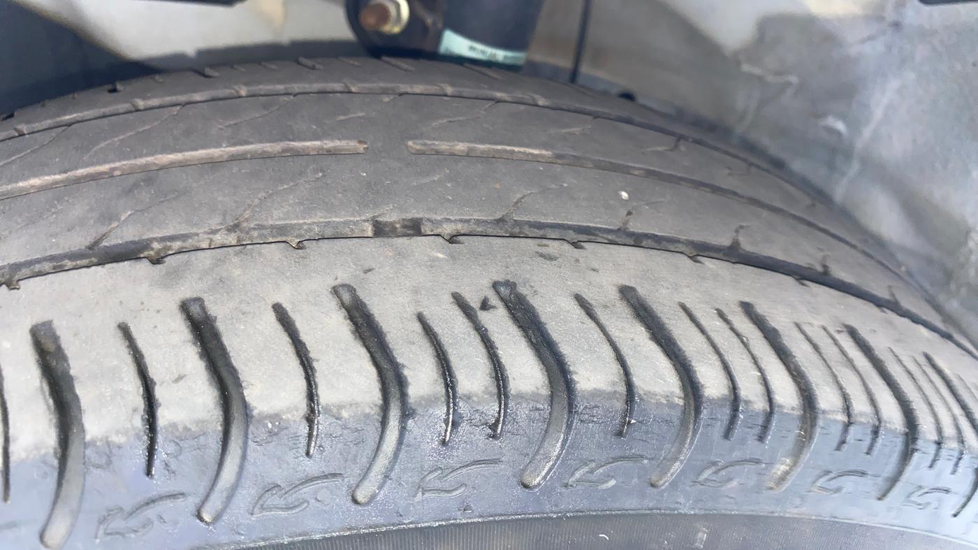 2019 Honda Amaze 1.2L I-VTEC VX, Petrol, Manual, 24,824 km, Left Front Tyre Tread