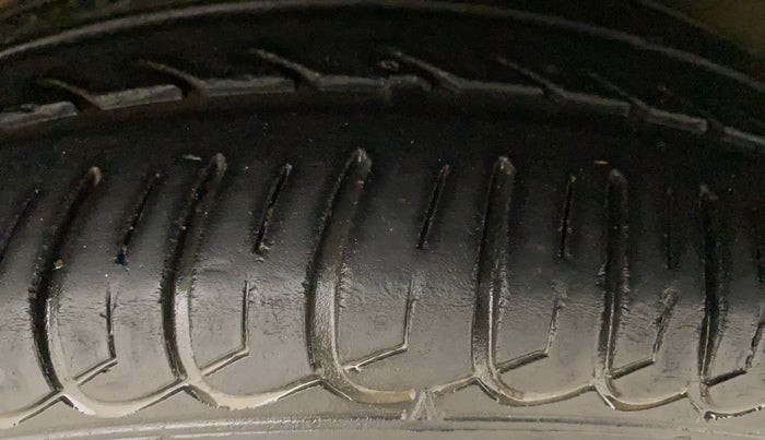 2018 Honda Amaze 1.2L I-VTEC S, Petrol, Manual, 41,380 km, Right Rear Tyre Tread