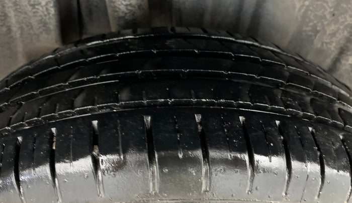 2022 Maruti Baleno ALPHA 1.2 AGS, Petrol, Automatic, 38,945 km, Right Rear Tyre Tread