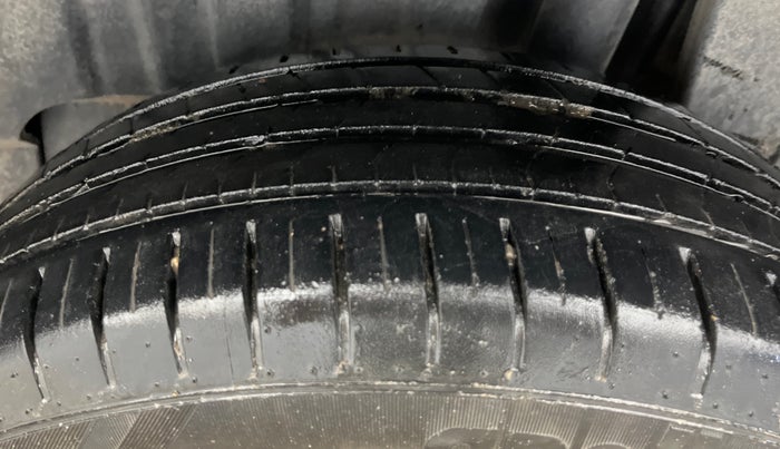 2022 Maruti Baleno ALPHA 1.2 AGS, Petrol, Automatic, 38,945 km, Left Rear Tyre Tread