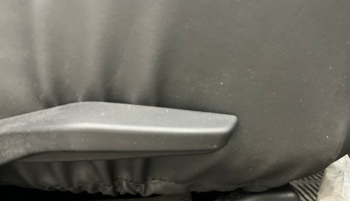 2022 Maruti Baleno ALPHA 1.2 AGS, Petrol, Automatic, 38,945 km, Driver Side Adjustment Panel