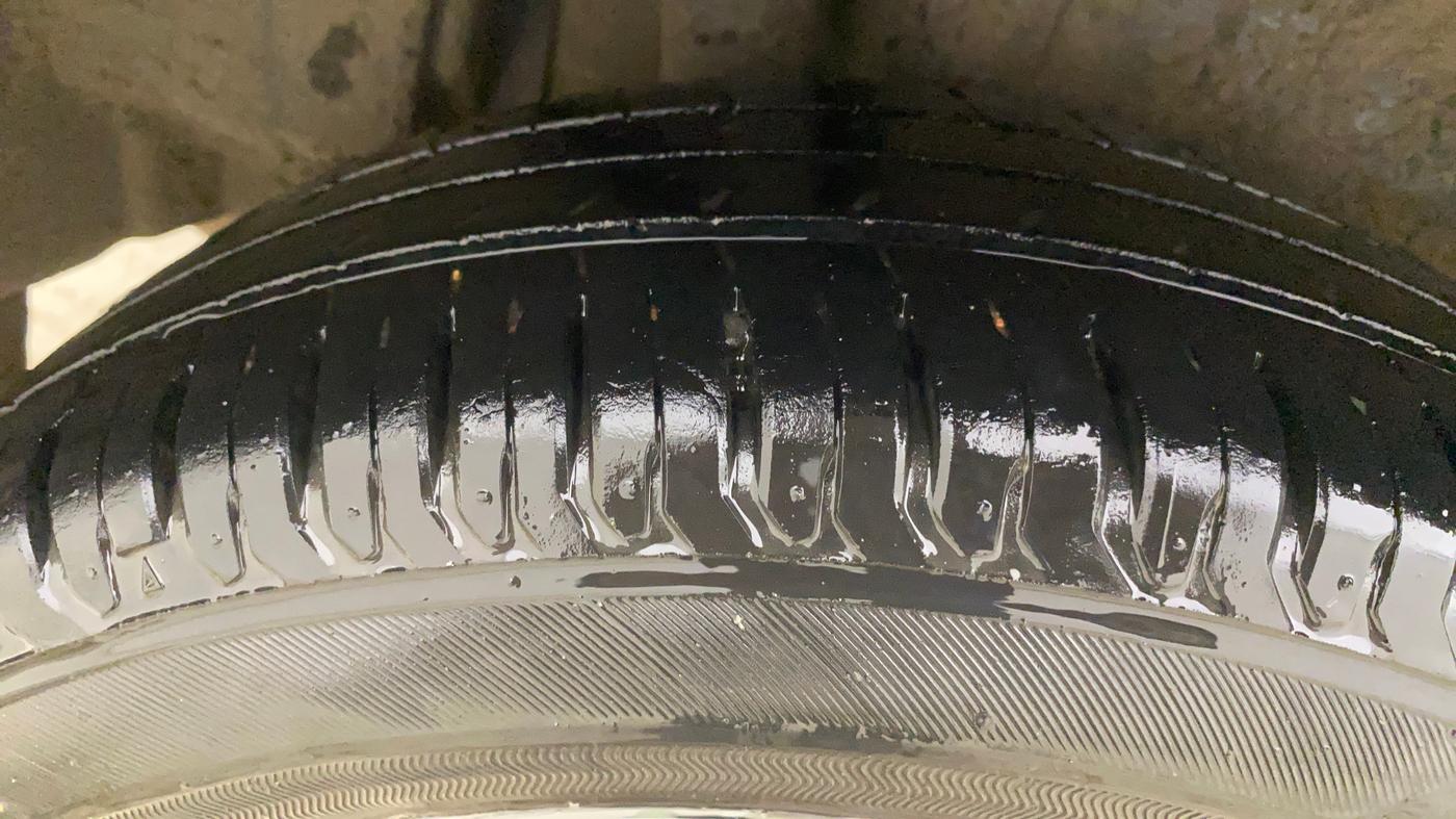 2019 Maruti Dzire ZXI AMT, Petrol, Automatic, 97,583 km, Right Rear Tyre Tread