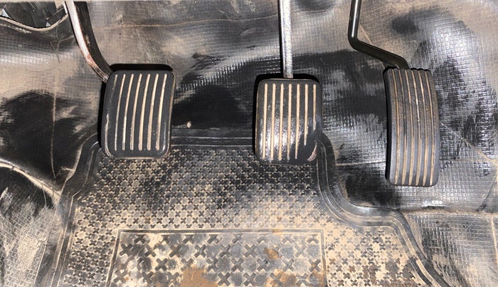 2014 Hyundai i10 SPORTZ 1.1, Petrol, Manual, 96,969 km, Pedals