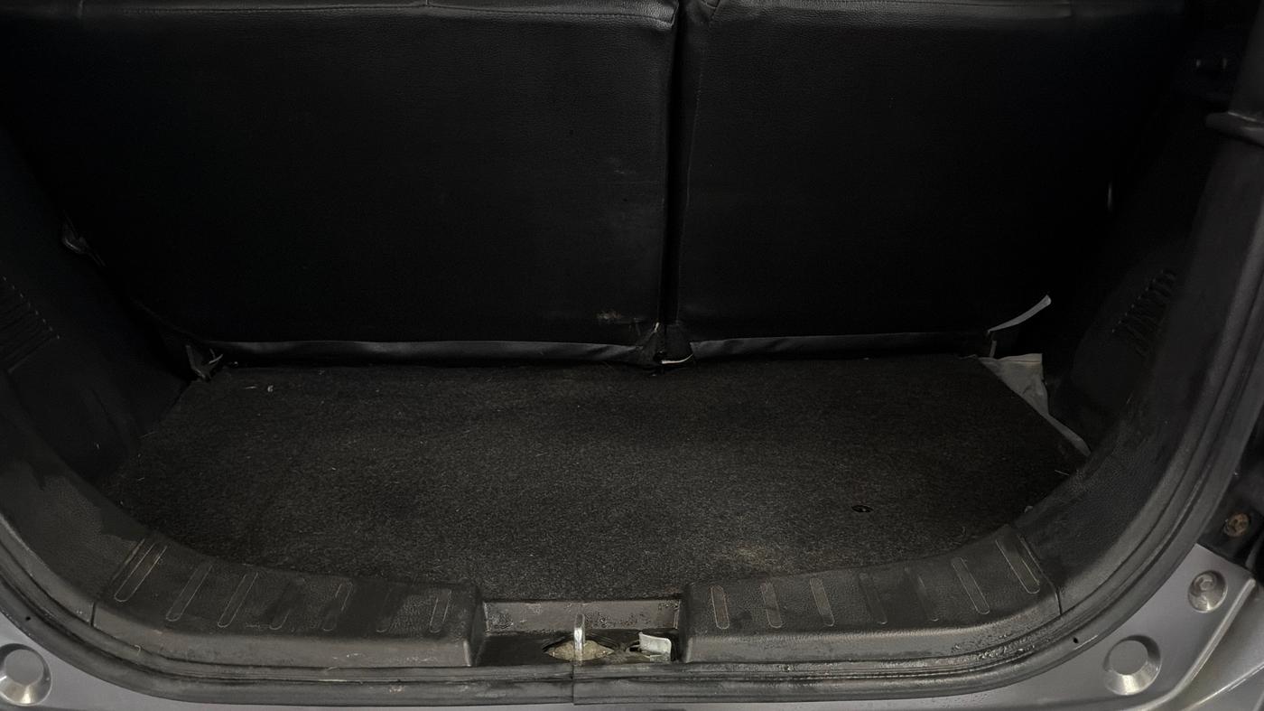 2017 Maruti Wagon R 1.0 VXI, Petrol, Manual, 28,201 km, Boot Inside