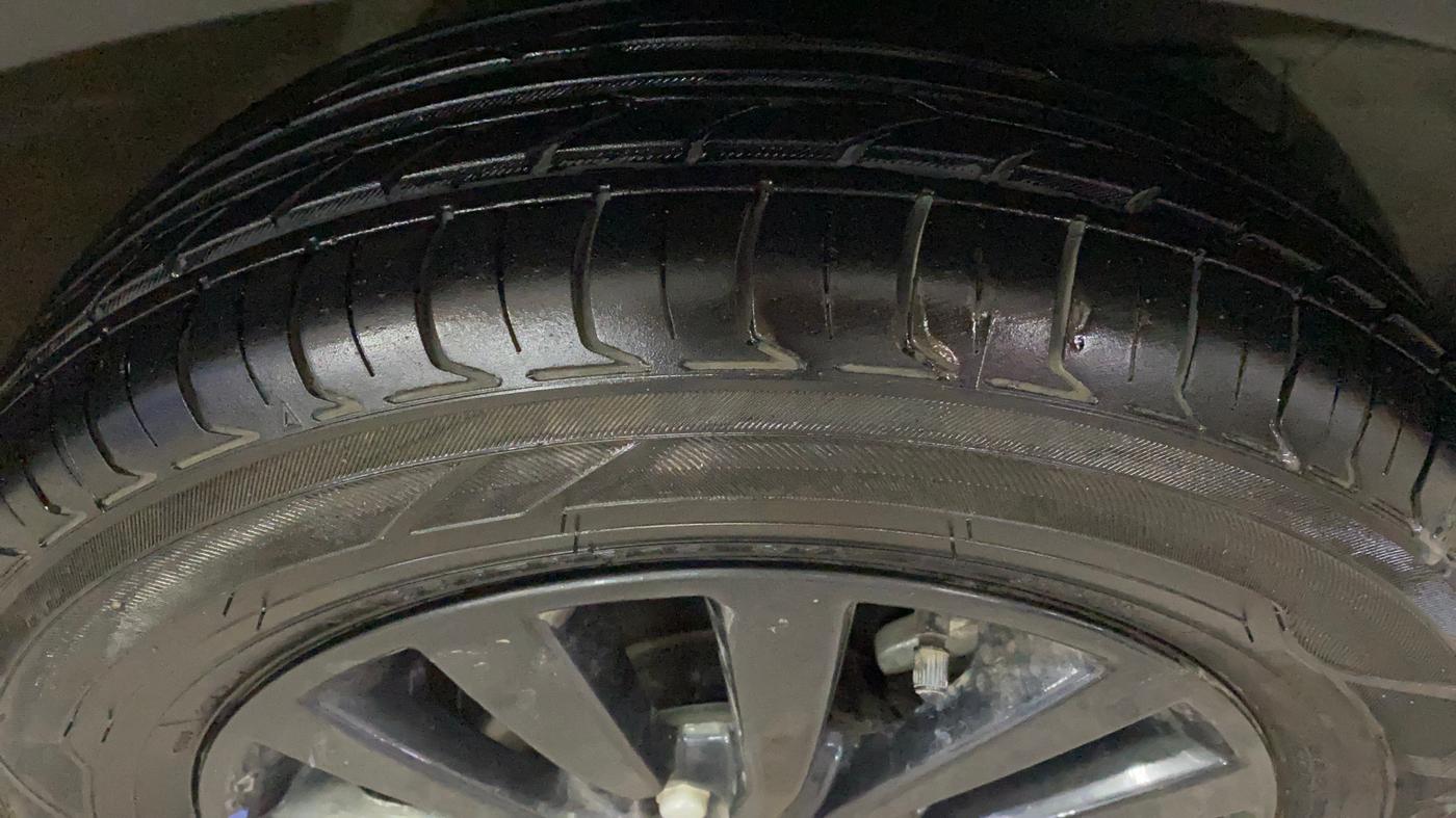 2025 Maruti New Wagon-R ZXI PLUS 1.2 AMT, Petrol, Automatic, 1,943 km, Right Front Tyre Tread