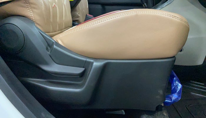 2025 Maruti New Wagon-R ZXI PLUS 1.2 AMT, Petrol, Automatic, 1,943 km, Driver Side Adjustment Panel