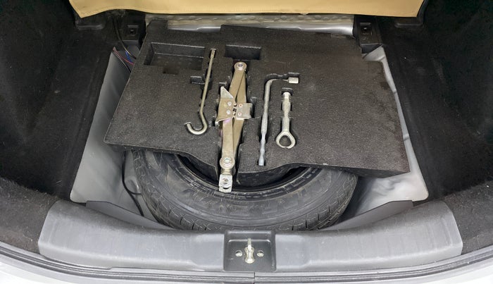 2018 Honda Jazz 1.2 V MT, Petrol, Manual, 56,854 km, Spare Tyre