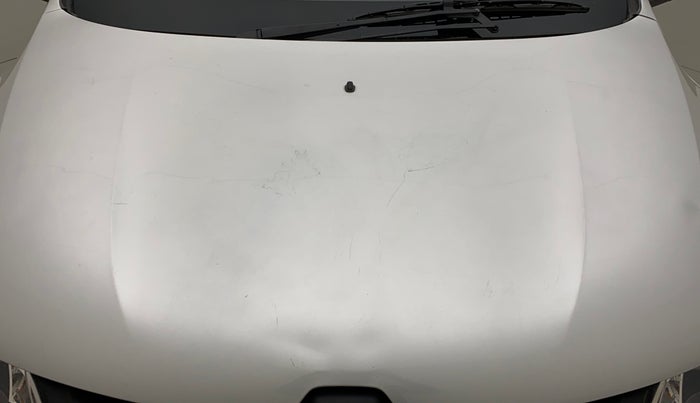 2016 Renault Kwid RXT 1.0 AMT, Petrol, Automatic, 42,928 km, Bonnet (hood) - Paint has minor damage