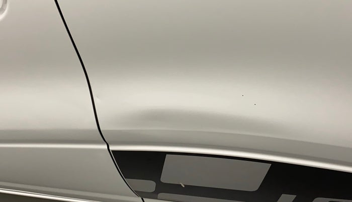 2016 Renault Kwid RXT 1.0 AMT, Petrol, Automatic, 42,928 km, Rear left door - Slightly dented