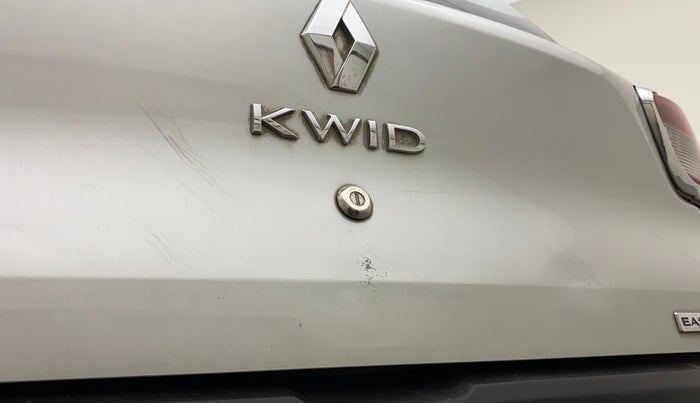 2016 Renault Kwid RXT 1.0 AMT, Petrol, Automatic, 42,928 km, Dicky (Boot door) - Minor scratches