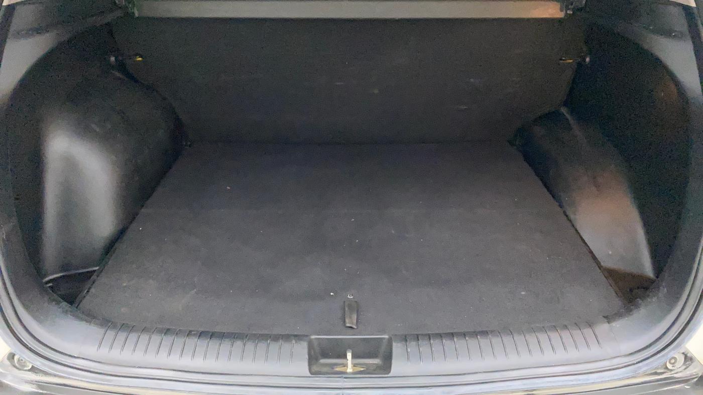 2018 Hyundai Creta SX (O) 1.6 PETROL, Petrol, Manual, 60,036 km, Boot Inside