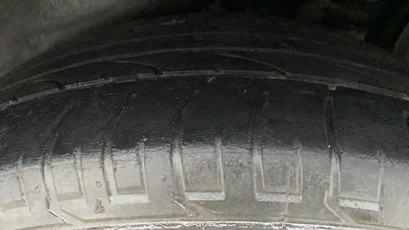2018 Hyundai Creta SX (O) 1.6 PETROL, Petrol, Manual, 60,036 km, Left Rear Tyre Tread